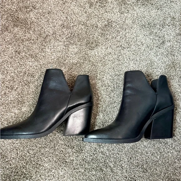 Black Leather Shoes - Picture 2 of 5